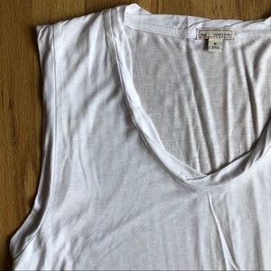 Gap Sleeveless Tank
